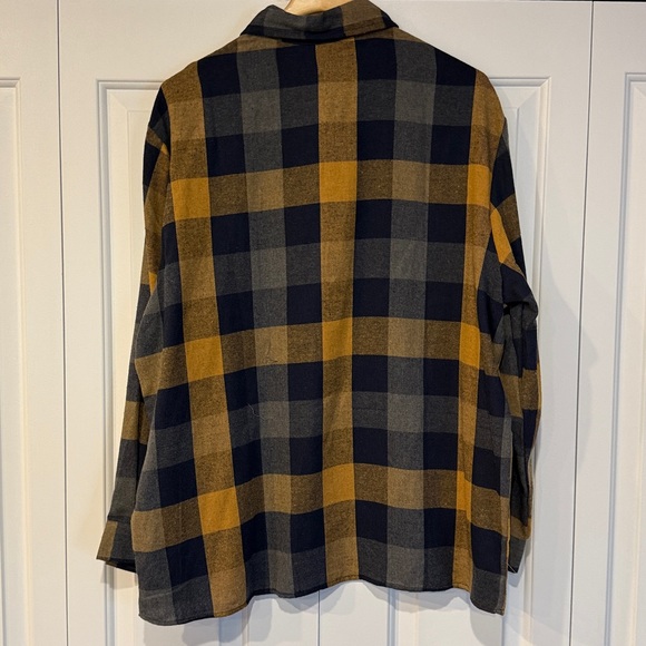 Men's Blue and Yellow Plaid Flannel Shirt 2X - Picture 2 of 7